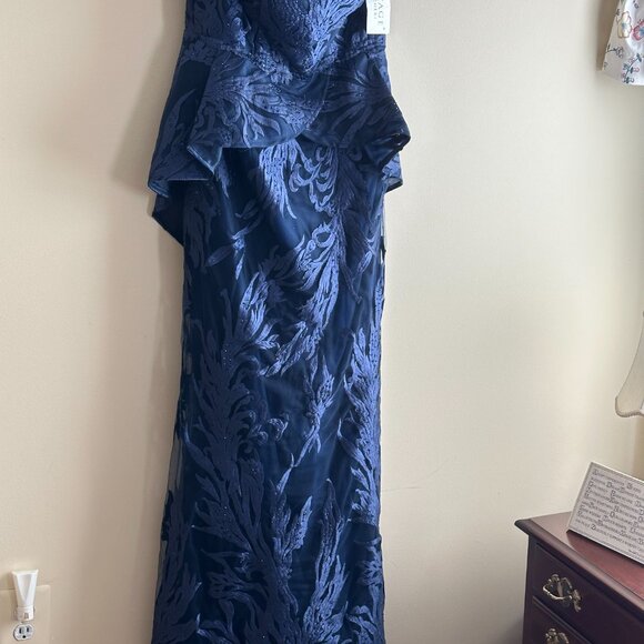 NWT, Mother of the Bride/GroomMON CHERI MONTAGE 219992, Navy Blue Gown Size 12 - Picture 4 of 11